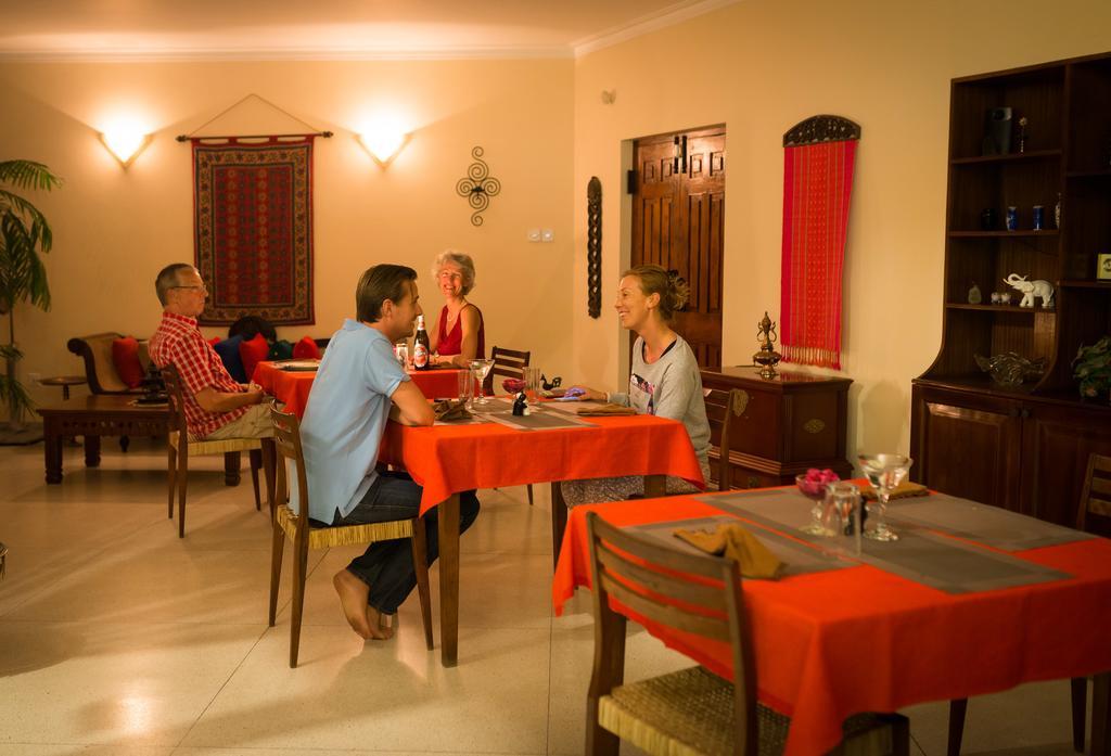 Villa 49 Kandy Bagian luar foto