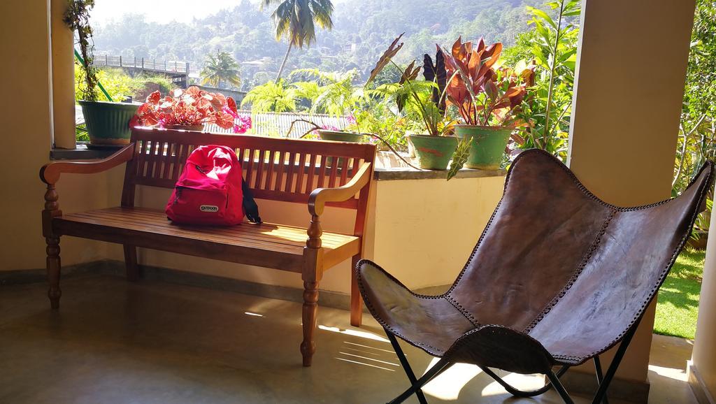 Villa 49 Kandy Bagian luar foto