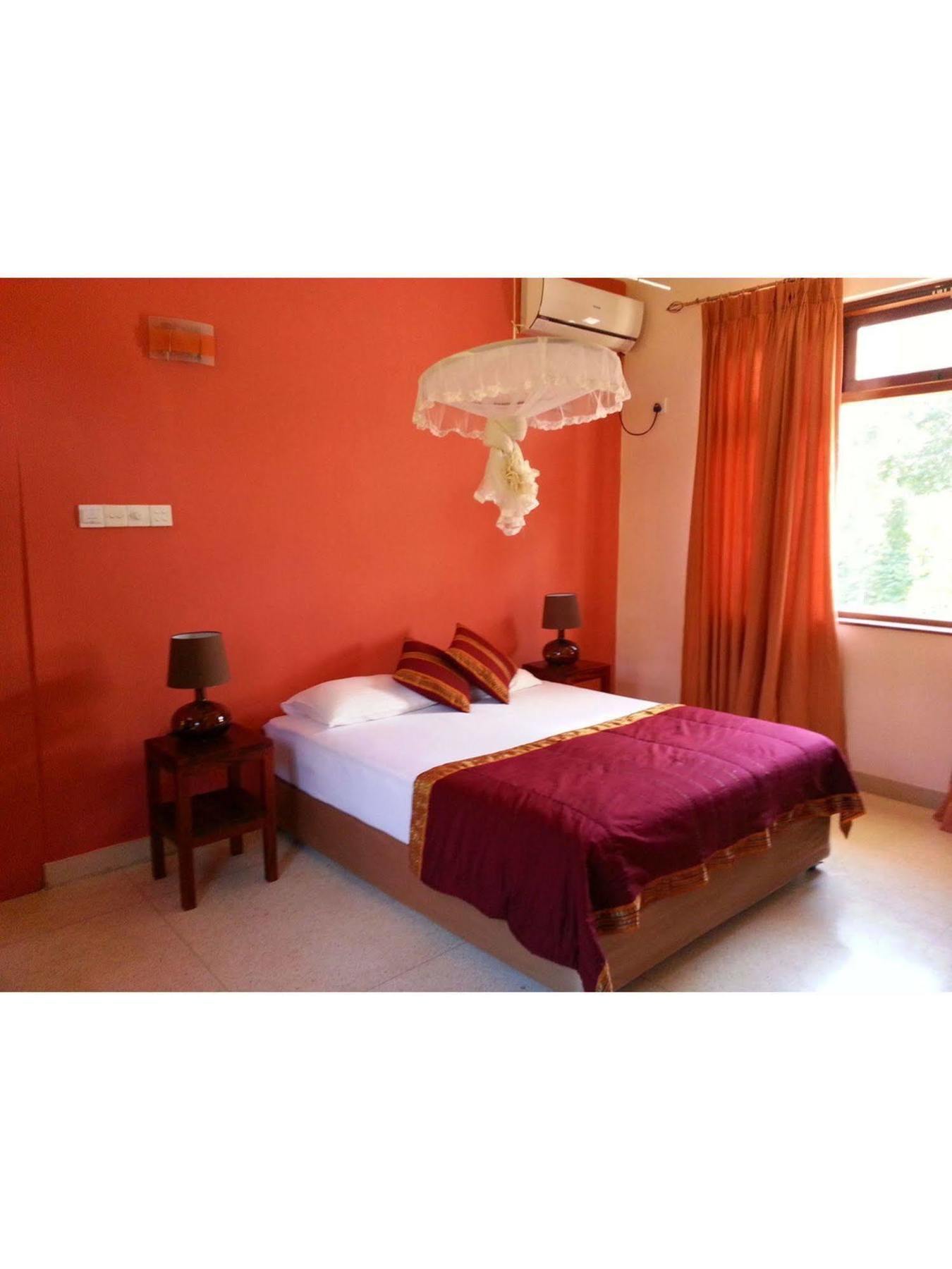 Villa 49 Kandy Bagian luar foto