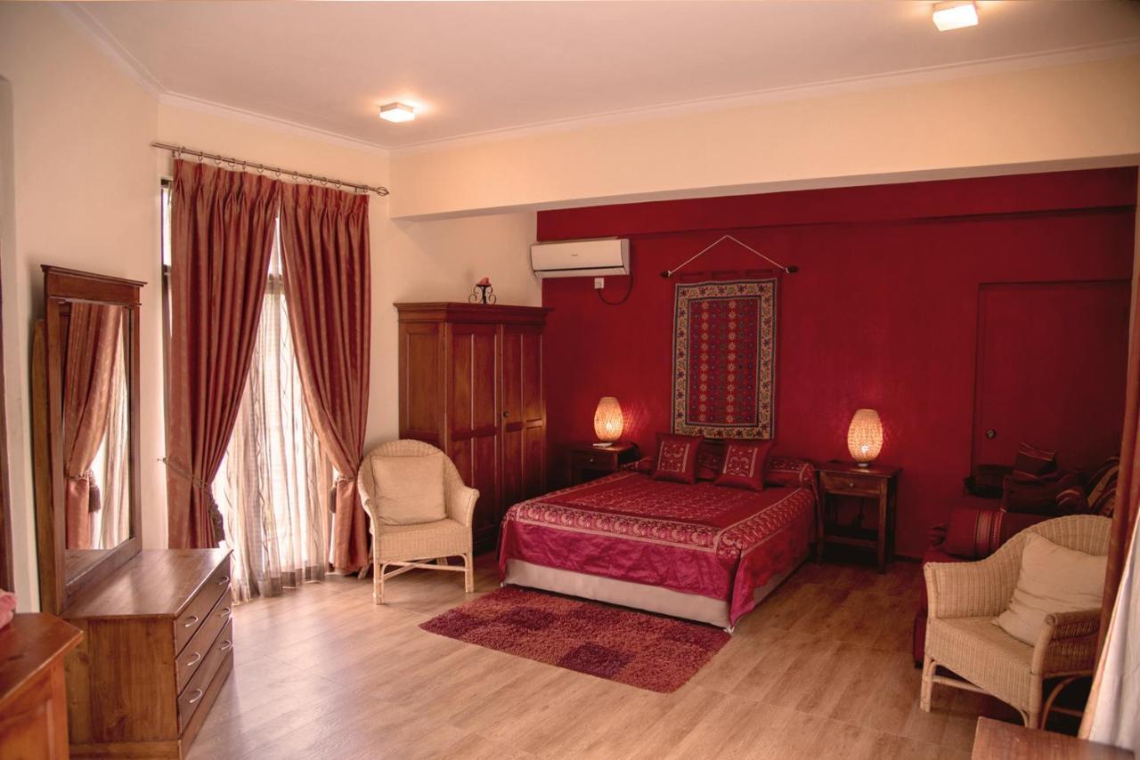 Villa 49 Kandy Bagian luar foto